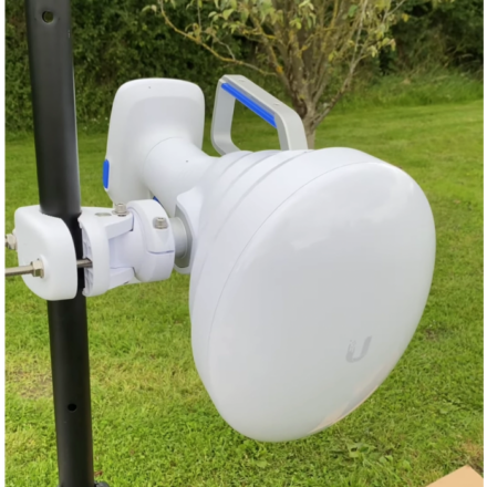 Ubiquiti UISP-Horn – UISP Horn Anten, Wave MLO 5 Uyumlu 6 GHz PtMP & PtP (Gürültü Kalkanı)